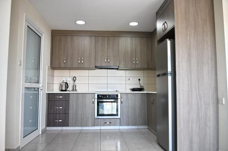 Edessis Beach House Лимасол Экстерьер фото